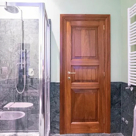 Marble House 7 *
